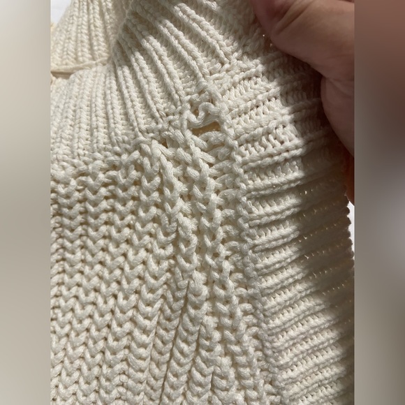 Aritzia Le Fou Wilfred crevier halter knit top in US size S - Picture 3 of 7